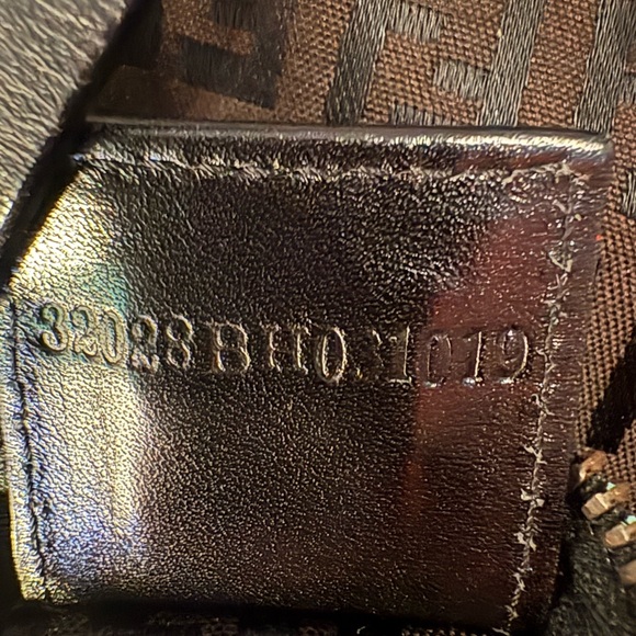 💎  Fendi ZUCCHINO Duffle BAG 👜 - Picture 7 of 9